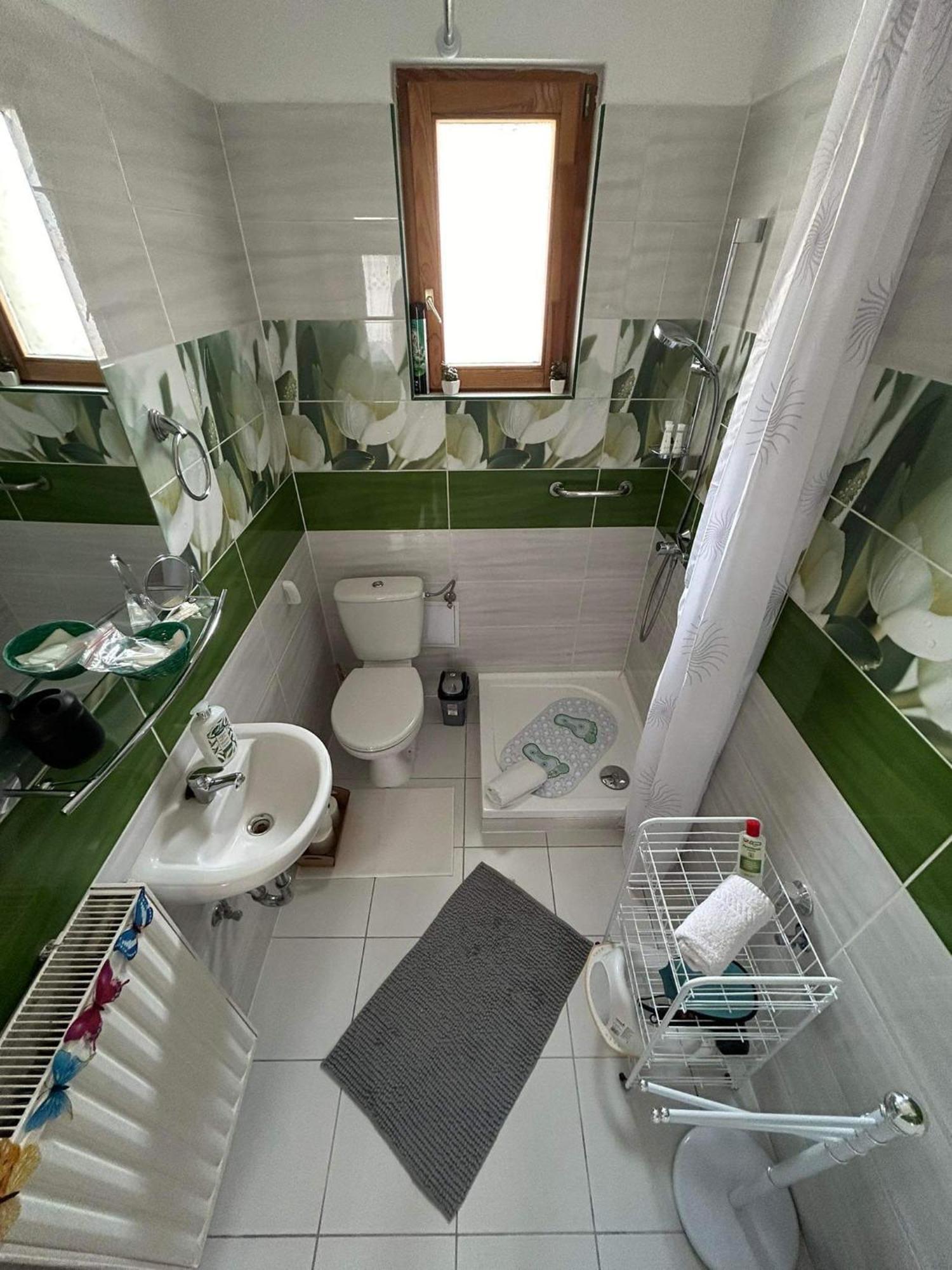 Tavaszpart Vendeghaz Apartment Сегед Екстериор снимка